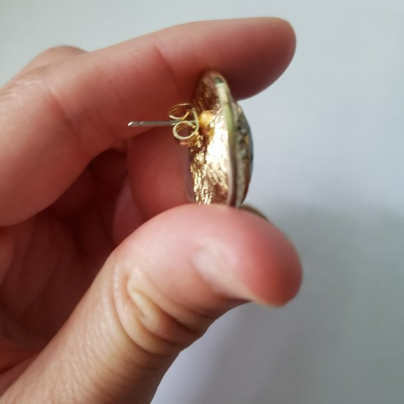 Vintage Gold Toned Oval with Green Stone/ Gem - Picture 7 of 7